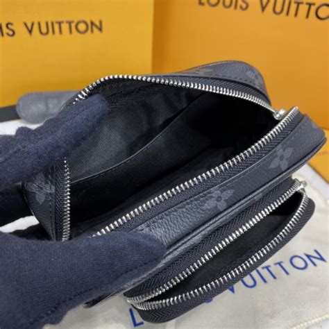 louis vuitton outdoor pouch|easy pouch louis vuitton.